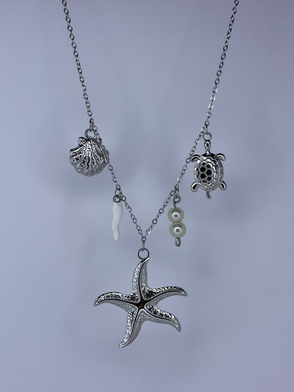 Collier Mahé